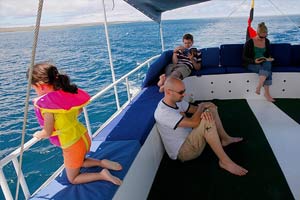 budget galapagos cruise last-minute