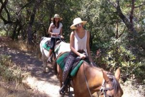 horseriding in baños - adventure in ecuador